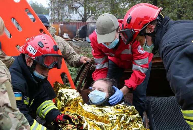 Легіонери отримали навички рятувальників