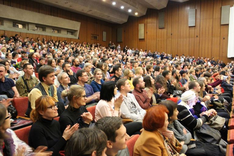 «Соловей співає»: прем’єра фільму, над яким працював легіонер