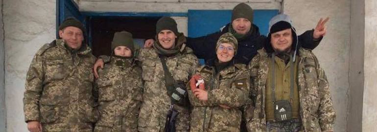 «Український легіон» допомагає військовим на передовій